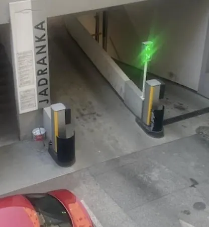 شقة Colors